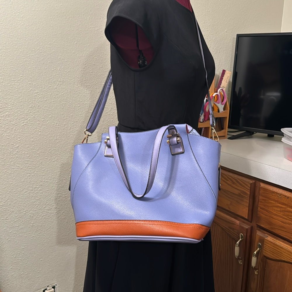 Unbranded Bag, blue (periwinkle) with brown around base